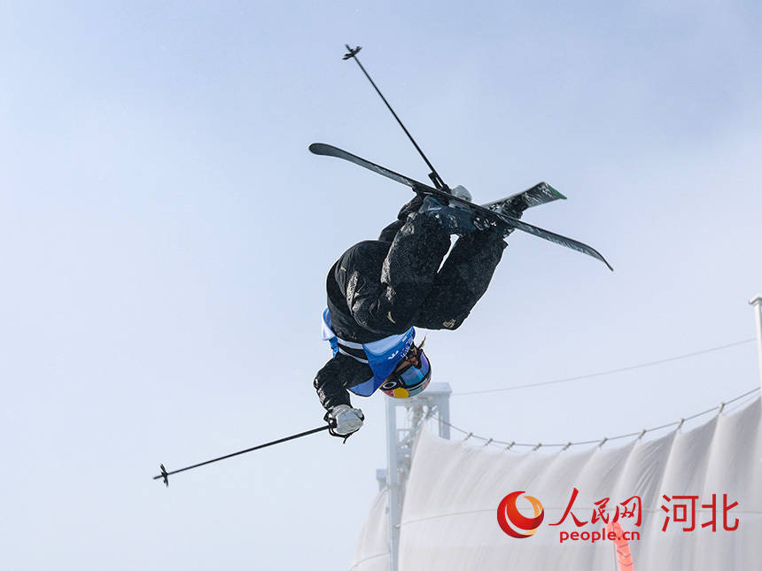 2025—2026国际雪联女子自由式滑雪U型场地世界杯决赛完赛 中国选手谷爱凌夺冠