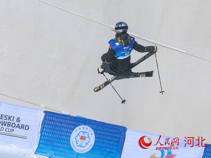 2025—2026国际雪联女子自由式滑雪U型场地世界杯决赛完赛 中国选手谷爱凌夺冠