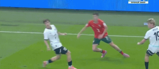 U17世界杯 | 一年两夺大赛冠军！葡萄牙首夺U17世界杯冠军，C罗发文祝贺