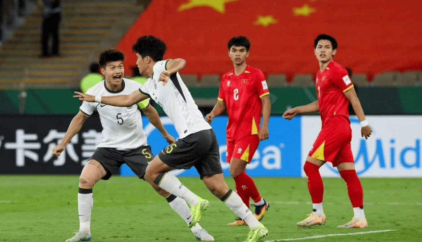 董路：U23国足一定赢日本！最次也是点球 怼董方卓：传控足球没赢